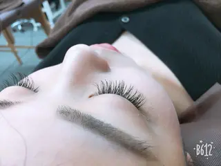 マツエク・マツパ 🌼 momoの眉毛・アイブロウイメージ