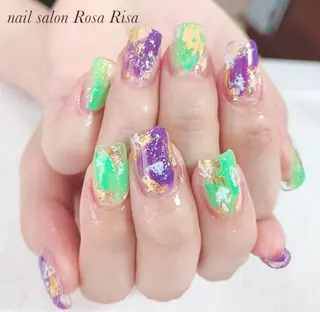 ミディアム ネイル ネイルスタジオ シェイクユアハンズのネイルデザイン