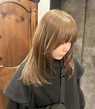 セミロング カラー 透明感/暖色カラー ミウのヘアスタイル
