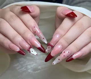 ネイル Pure&Rich Nailのネイルデザイン