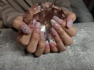 ネイル 佐野 愛美のネイルデザイン
