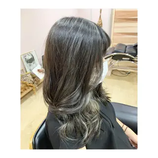 カラー Asuka Mabuchiのヘアスタイル