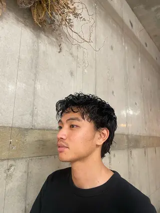 パーマ メンズ 西宮北口メンズパーマ 鮫島竜海のヘアスタイル