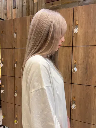 カラー 黒田瀬奈/ボブ まろやかベージュのヘアスタイル