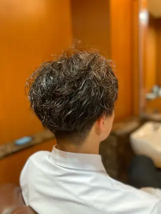 ミディアム 北川 竜也のヘアスタイル