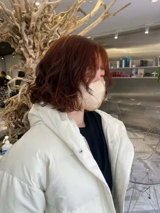 セミロング カラー フェザーショート⚡️ REONのヘアスタイル