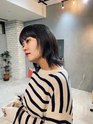 ミディアム カラー Basis 田口豪司のヘアスタイル