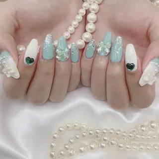 ネイル Nail salon Honey Beeのネイルデザイン