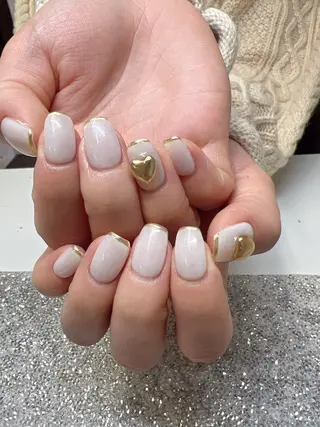 ネイル ガレンドウ 白澤 愛子のネイルデザイン