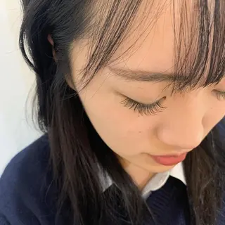 マツエク・マツパ まつげパーマ／眉毛 H e l l aのマツエク・マツパデザイン