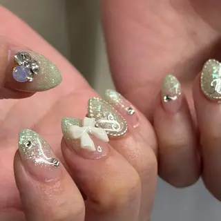 ネイル mori yuina ┆͓̽ NUDGEのネイルデザイン