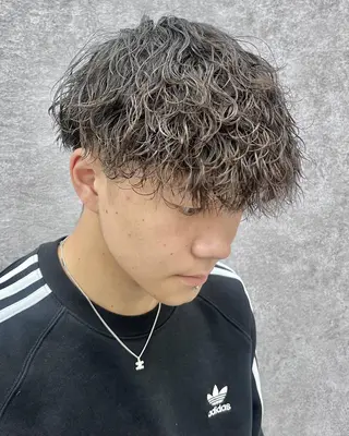 パーマ メンズ GLOP HOMME 店長　アオトのヘアスタイル