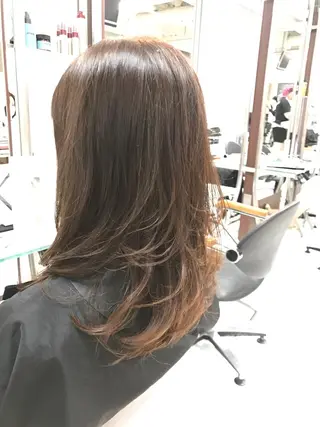 セミロング 大石 さやかのヘアスタイル