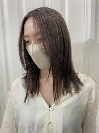 ミディアム カラー kai .のヘアスタイル
