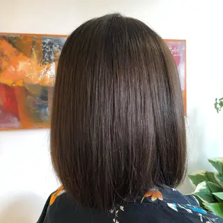 ショート カラー 鶴﨑 美優亜のヘアスタイル
