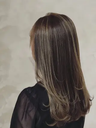 ロング カラー 似合わせカットカラー 🌿つじおかるみのヘアスタイル