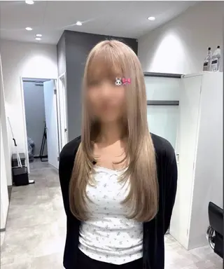 カラー 中井亜未/ 姫路ボブのヘアスタイル