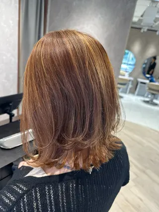 セミロング カラー ブリーチ/艶カラー カノ🌼のヘアスタイル