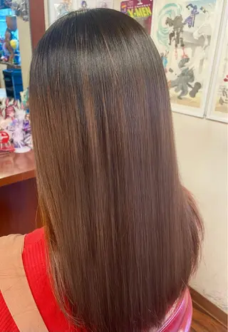 ロング 美容室fuwat所属・侑🌈特価 映える店内でカット✨のヘアスタイル