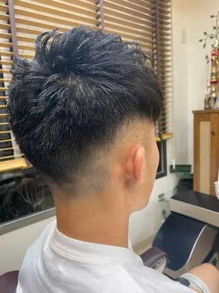 ショート パーマ メンズ 浅見 天翔のヘアスタイル