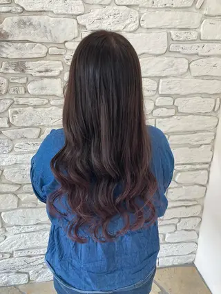 ロング カラー 浅岡 のどかのヘアスタイル