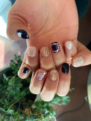 ネイル crystal ⭐︎ colorのネイルデザイン