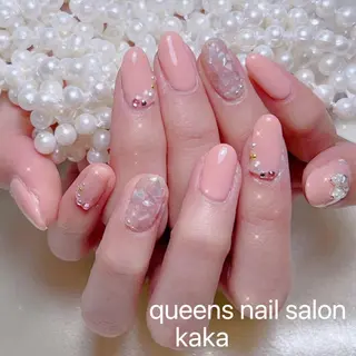 ネイル queensnail 🧸mikaのネイルデザイン