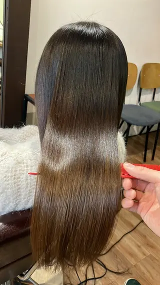 セミロング 🍀髪質改善、カラー TAICHI🍀のヘアスタイル