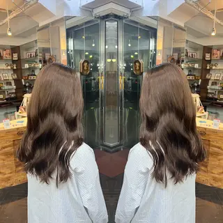 ロング カラー ハイライト/レイヤー /ハイトーン/AOIのヘアスタイル