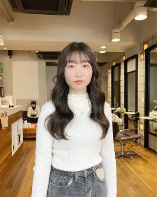 ロング カラー かわい りほのヘアスタイル