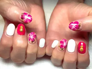 ネイル Li'leaNail AINAのネイルデザイン