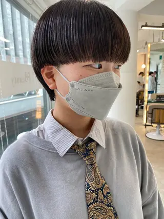 ショート カラー センターパート/ 暖色カラーayuのヘアスタイル