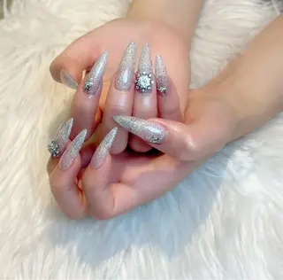 ネイル Lino+ ネイル&よもぎ蒸しのネイルデザイン