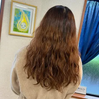 ロング 三原 友美のヘアスタイル