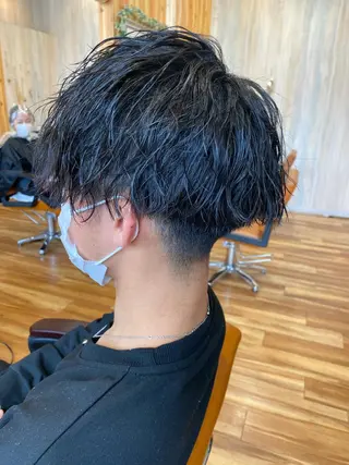 ショート パーマ メンズ Sourire by Tetote 江坂店所属・土畑 博矢のヘアスタイル