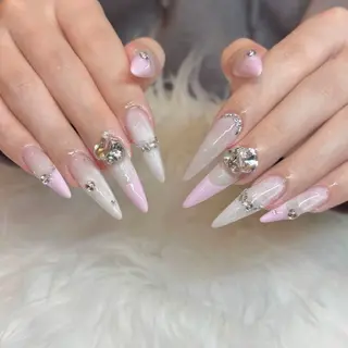 ネイル Luna Gladeのネイルデザイン