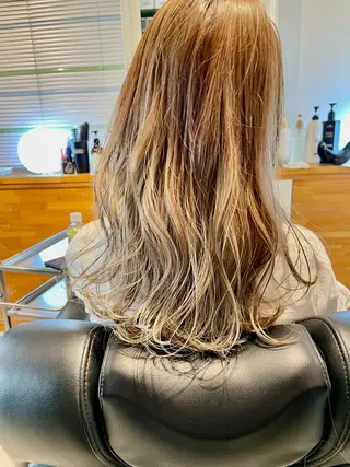 ミディアム カラー 通い続けられるサロン ママ美容師　明日香のヘアスタイル