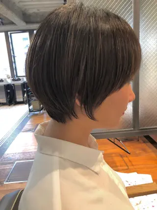 ショート カラー 上品な大人レイヤー 🍀渋谷🍀濱口敬太のヘアスタイル
