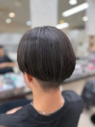 ショート 縮毛矯正専門店　美容室ハース所属・ウィリアム シュウのヘアスタイル