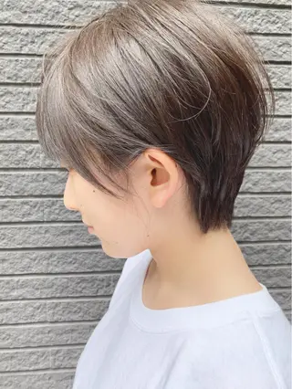 ショート H (エイチ) 烏丸御池店のヘアスタイル
