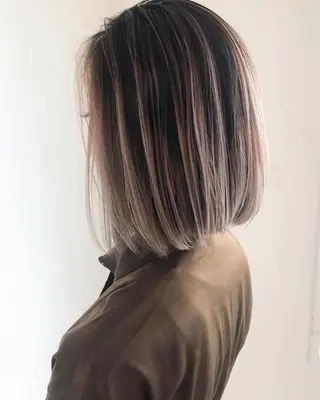 ミディアム 美髪矯正・レイヤー 倉友哉のヘアスタイル