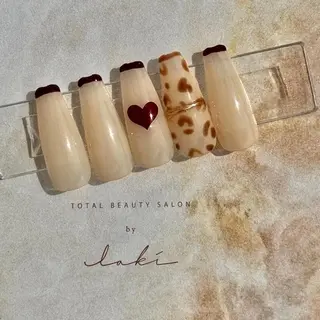 ネイル bylaki_ haruka🌷のネイルデザイン