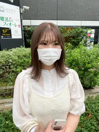 ミディアム デザインカラー/ボブ ブリーチカラー/ユリのヘアスタイル