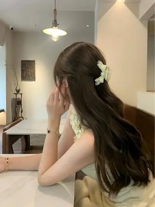 ロング カラー 𓏸レイヤー髪質改善 透けカラーカノン🫧のヘアスタイル