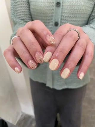 ネイル 栗林 実莉のネイルデザイン