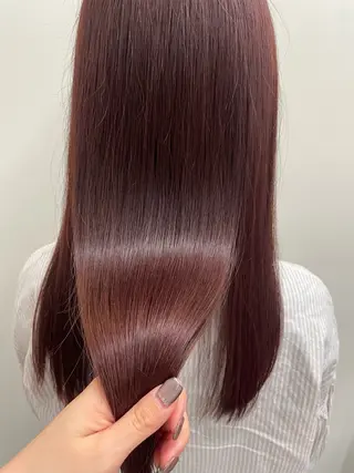 ロング カラー 小森 樹奈のヘアスタイル