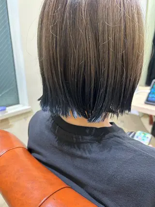ミディアム カラー 久木原 ゆりのヘアスタイル
