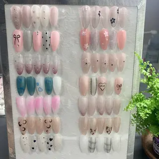 ネイル 高木 維麗絲のネイルデザイン