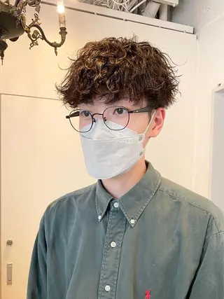 ショート パーマ メンズ JINKIメンズ特化 メンズカットパーマのヘアスタイル
