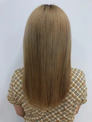 セミロング カラー ワンカールで盛れる レイヤー🎀Macoのヘアスタイル